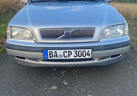Volvo V40 1.8 -