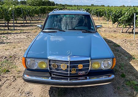 Mercedes-Benz 300