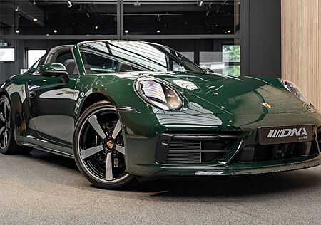 Porsche 992 Targa 4S Brewster Green PTS Exclusive 91