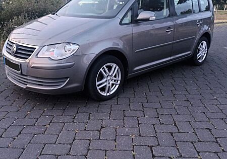 VW Touran Volkswagen 1.9 TDI DPF United 6 Gang
