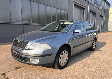 Skoda Octavia Combi 2.0 TDI DSG TÜV01.27