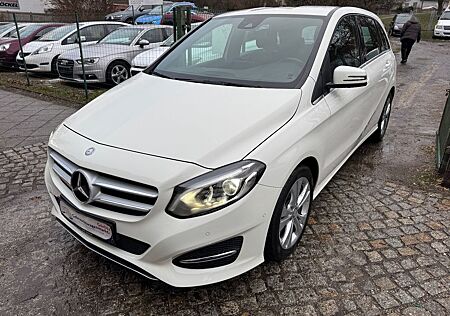 Mercedes-Benz B 180 B 180CDI Teilleder LED-Scheinwerfer Sitzheizung