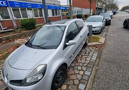 Renault Clio Edition Dynamique 1.2 16V TCE Eco2 Edit...