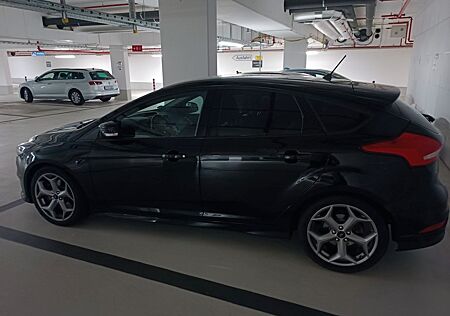 Ford Focus 2,0 EcoBoost ST ST