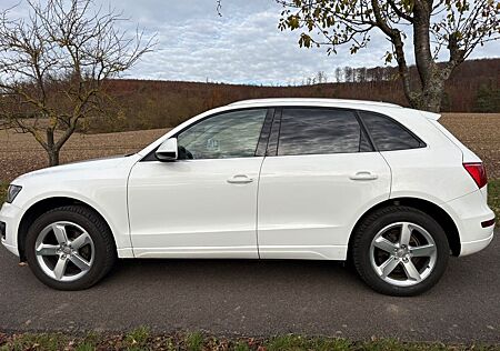 Audi Q5 2.0 TFSI S tronic QUATTRO HU NEU