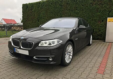 BMW 525d xDrive Luxury Line Garagenfahrzeug