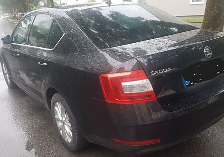 Skoda Octavia 1.6 TDI ,Automatic-DSG Ambition