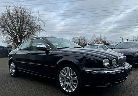 Jaguar X-Type 3.0 V6 Executive TÜV NEU/GUTER ZUSTAND