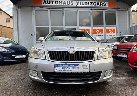 Skoda Octavia Lim. Ambiente*AHK*6Gang*Euro5*118Kw*