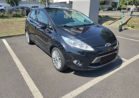 Ford Fiesta Titanium - Klima, PDC, SHZ, Navi, Blueto.