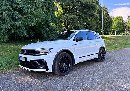 VW Tiguan Volkswagen 2.0 TDI R-Line 140kW DSG 4MOTION Highline