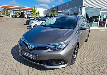 Toyota Auris Touring Sports Edition-S+