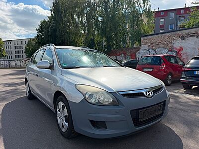 Hyundai i30 cw Edition+*AHK*Klima*TÜV-02-2027