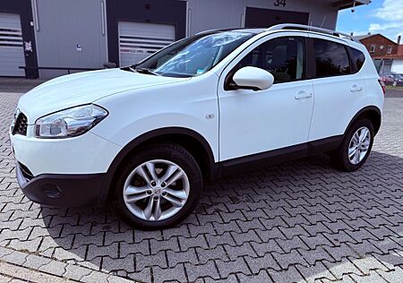 Nissan Qashqai I-Way 4X4 Panorama-Kamera