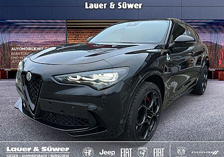 Alfa Romeo Stelvio Quadrifoglio Benzin 519 PS AT *PANO*