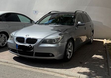 BMW 525d A touring -