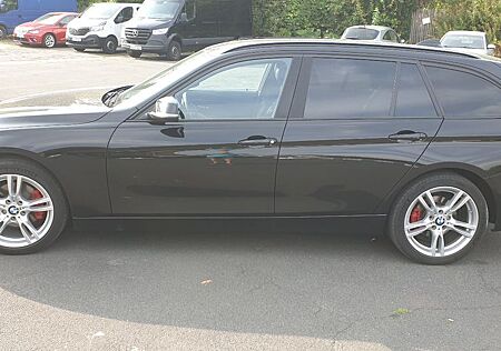 BMW 320d xDrive Touring Advantage Automatic Adva...