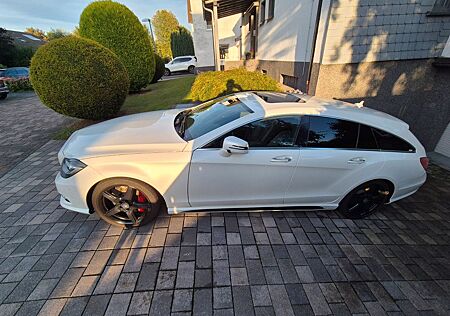 Mercedes-Benz CLS 500 Shooting Brake CLS 500 4MATIC Shooti...