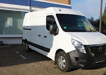 Nissan Interstar