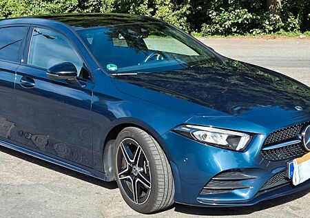Mercedes-Benz A 180 - AMG Line