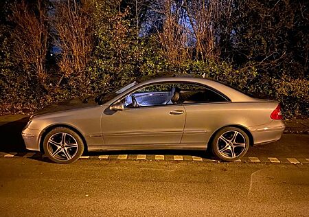 Mercedes-Benz CLK 200 KOMPRESSOR ELEGANCE Elegance