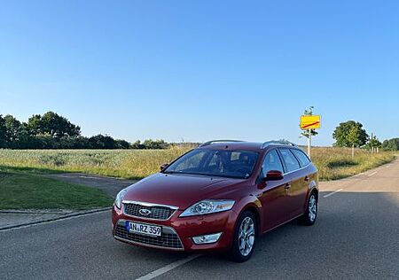 Ford Mondeo 2,5 Titanium Turnier Titanium