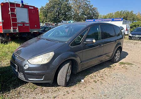 Ford S-Max Titanium 7 Sitzplätze