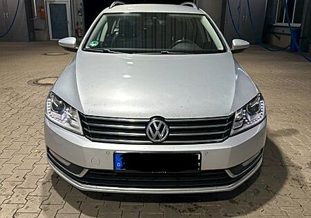 VW Passat Volkswagen 2.0 DSG bitte Fahrzeugbeschreibung lesen