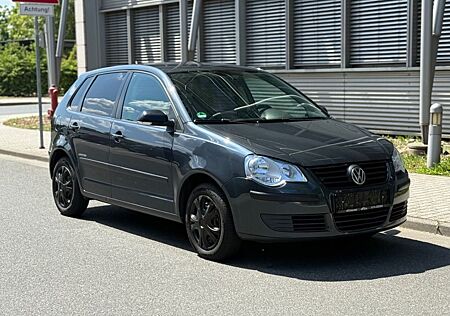 VW Polo Volkswagen IV United