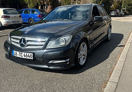 Mercedes-Benz C 250 AVANTGARDE Autom. AVANTGARDE