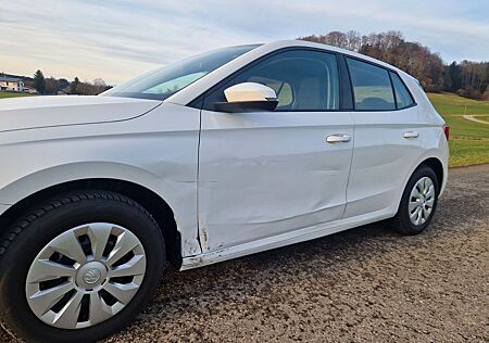 Skoda Fabia 1.0 Klima 1.Hand LED Sitzheizung Tempomat