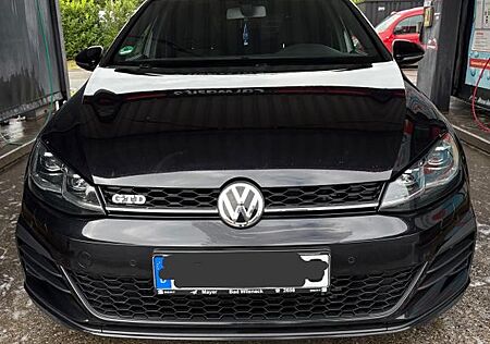 VW Golf Volkswagen 2.0 TDI 135kW SCR DSG GTD Variant GTD