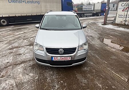 VW Touran Volkswagen 1.9 TDI Trendline/7Sitzer/6Gang