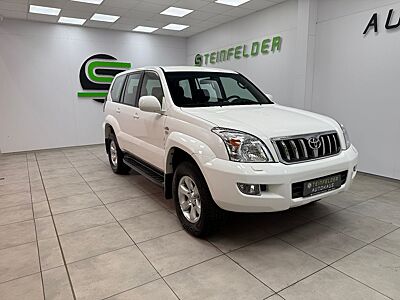 Toyota Land Cruiser 3.0 D-4D 7  / AHK/ LM-FELGEN
