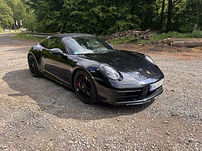 Porsche 992 911 Targa 4 GTS