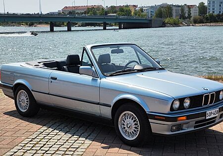 BMW 325i Automatic *** USA-MODEL, AC, CRUISE ETC! **