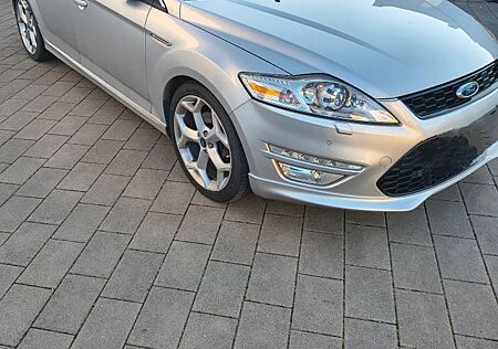 Ford Mondeo 2,0 EcoBoost 176kW Titanium PowerShif...