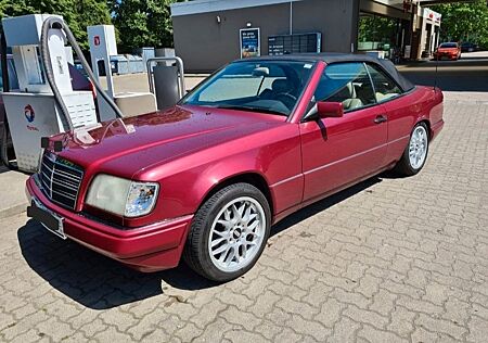 Mercedes-Benz E 200 E200 Cabrio Liebhaberstück