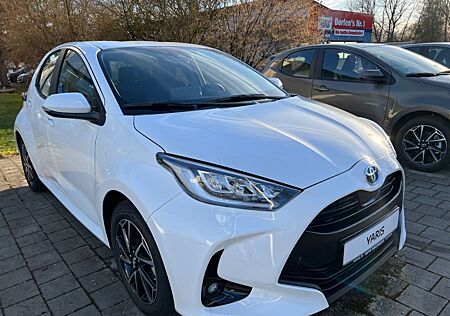 Toyota Yaris Hybrid Team Deutschland *Comfort Paket