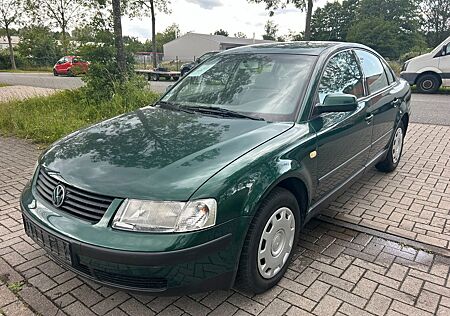VW Passat Volkswagen 1.6 Klimaautomatik