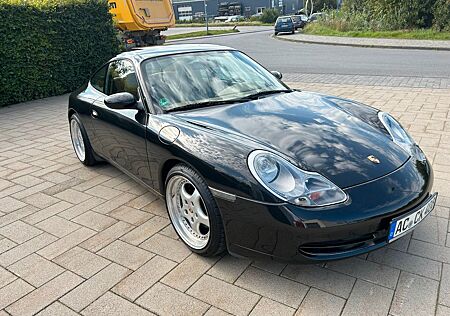 Porsche 996 Carrera Coupé Carrera