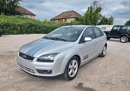 Ford Focus 1,8 Connection