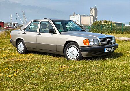 Mercedes-Benz 190 190E Sammlerstück in einzigartigem Zustand