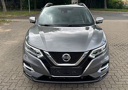 Nissan Qashqai Tekna+*360°*Pano.*Vollleder*AHK*SHZ*