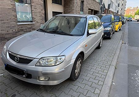Mazda 323 F 1.6 Exclusive Autom. Touring-Paket Exc...
