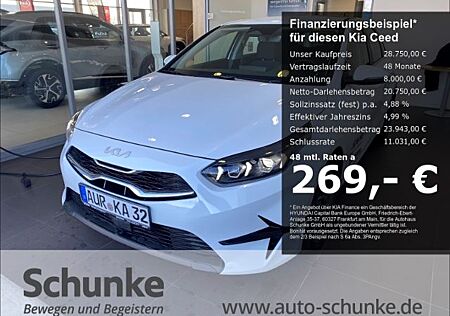 Kia Cee'd Ceed 1.5 Spirit T-GDI Navi Soundsystem LED Klima