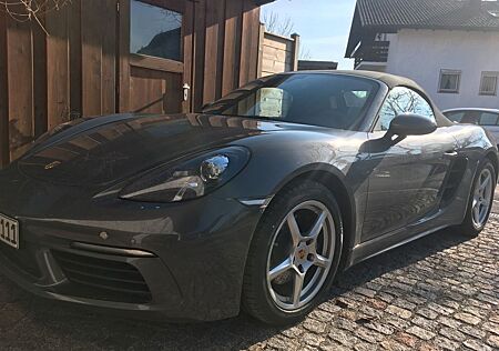 Porsche Boxster sehr gepflegter