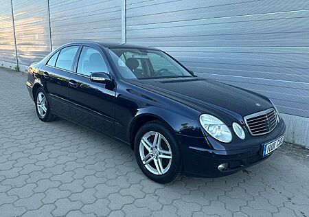 Mercedes-Benz E 280 Lim. PdcV+H,ACC,MotorKntrolLeuchteAn.
