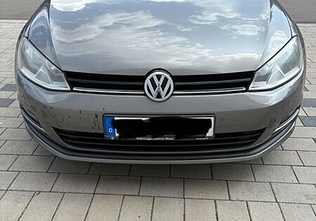 VW Golf Volkswagen 1.6 TDI BMT Trendline Navi*PDC*Park Assis.
