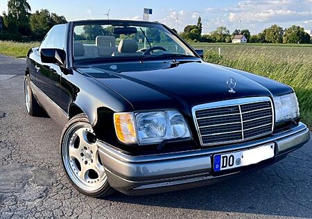 Mercedes-Benz E 320 E320 Cabrio/Zustand 1- /Wertgutachten/H-Kennz